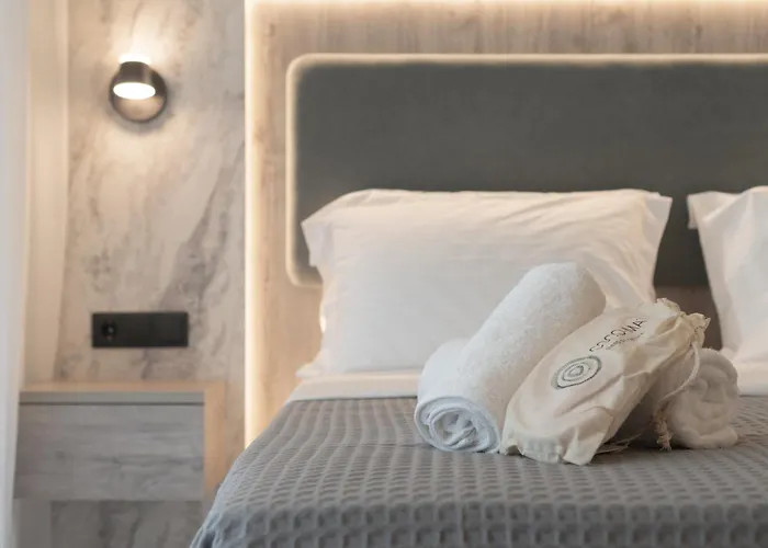 Alora Luxury - Adults Only מלון לימנאס
